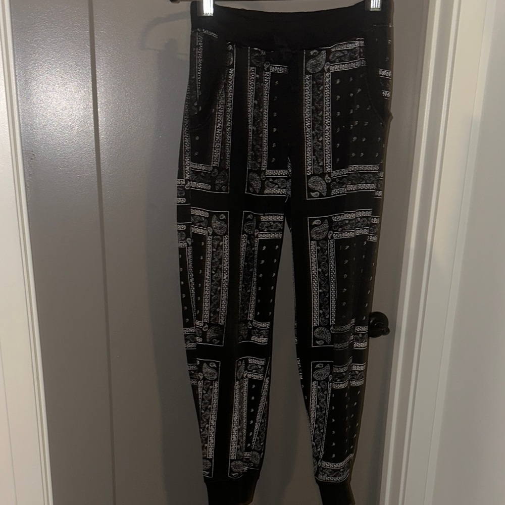Black and White Paisley Bandana Print Joggers